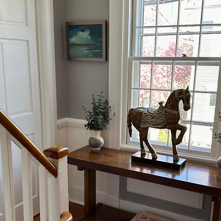 Entire Historic 5 Bed 5 Bath Inn Sleeps 17 Newport Luaran gambar