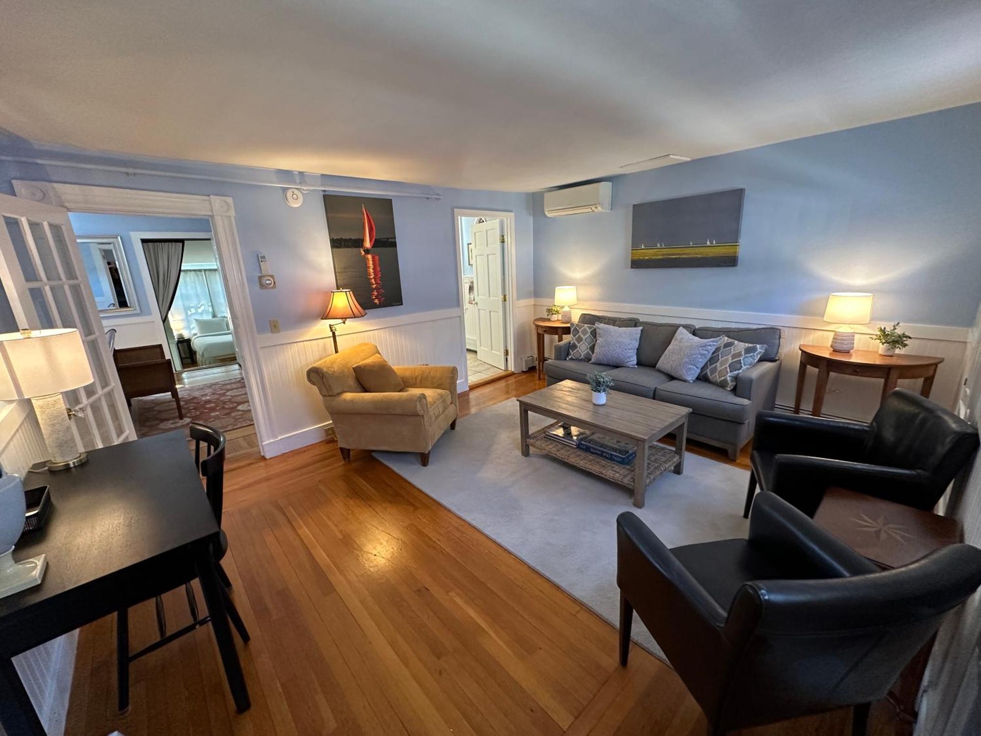Entire Historic 5 Bed 5 Bath Inn Sleeps 17 Newport Luaran gambar